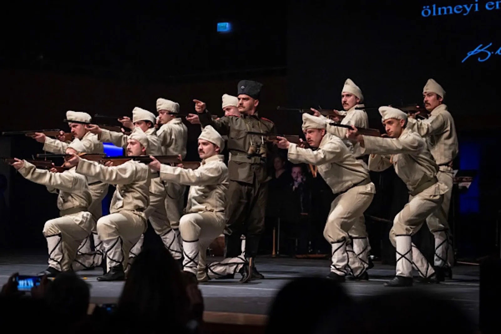 5 Mar 2026 1005 Gundemizmirde Uyan Memet Dans Ve Muzikal Anlatisi Sahnelendi