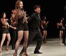 Bornova’da 12. Elada Dans Festivali Düzenlendi