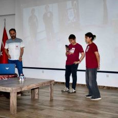 Silifke’de ’Ortaokullar Arası Otto Robot Dans Şenliği’ düzenlendi